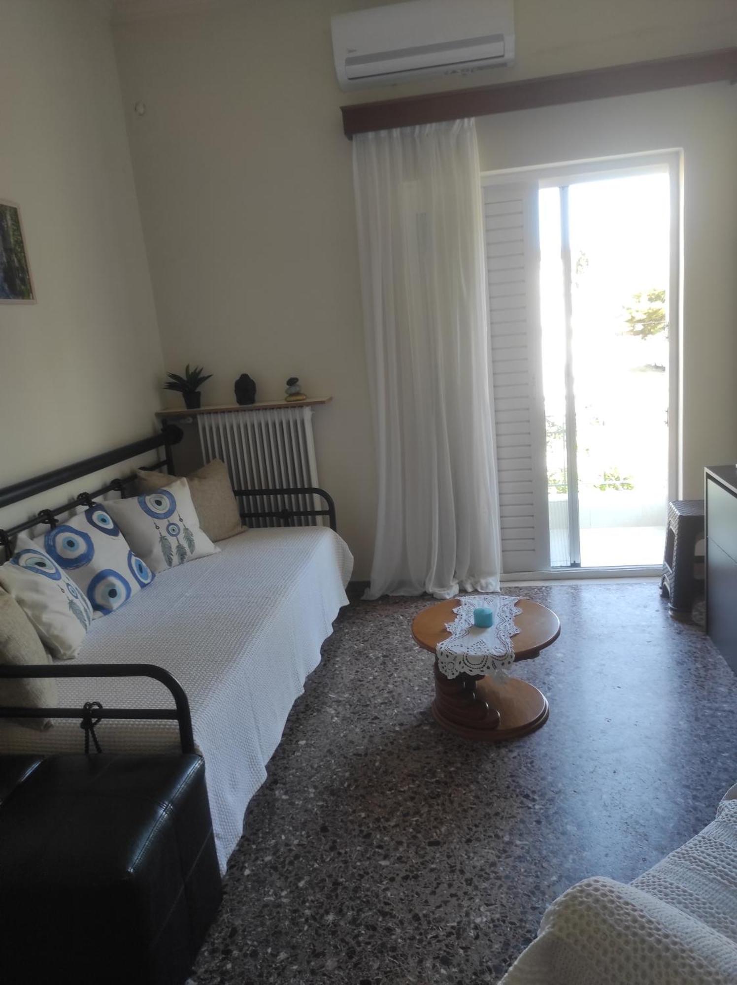 Krokos House อลิเวรี ภายนอก รูปภาพ