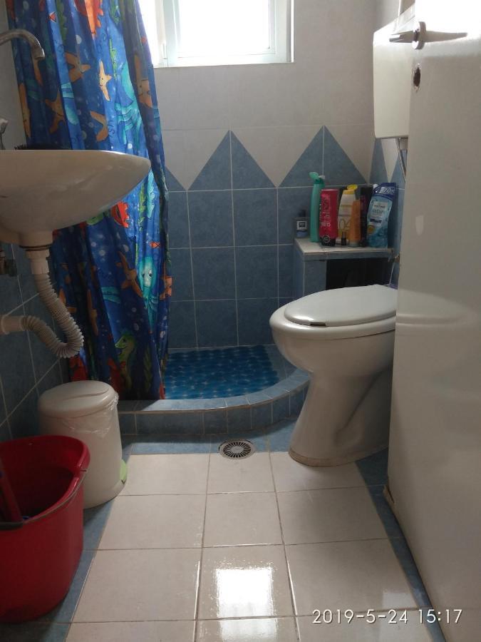 Krokos House อลิเวรี ภายนอก รูปภาพ
